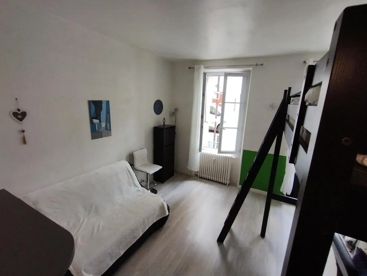 Living At Home Paris